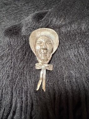 Vintage Sterling Silver Lady Portrait Brooch with Bow Accent